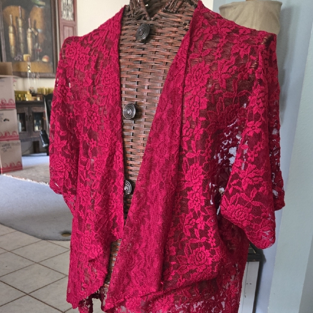Red Lace Open-Front Cardigan - Picture 5 of 8